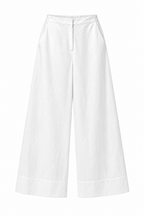 Ensemble en lin blanc